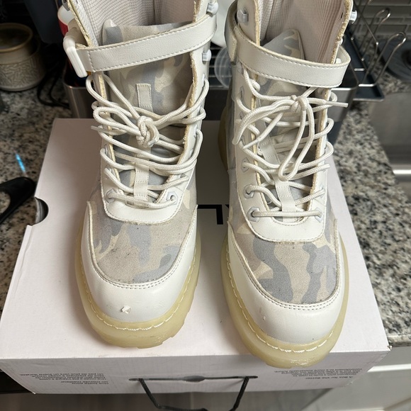 INC BOOTS RARE ONE OF A KIND FOR FASHION HEADS - Picture 2 of 6